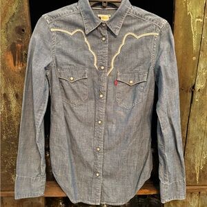 Levi's Men's Denim Button-Down Shirt